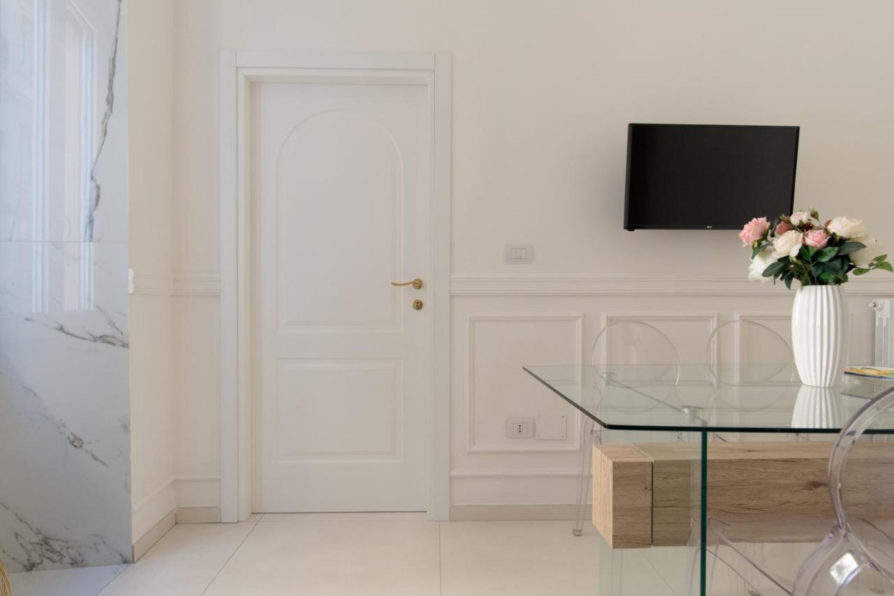 Relais Mareluna - Luxury Apartments Salerno Zewnętrze zdjęcie